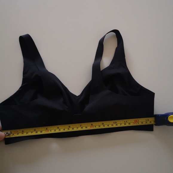 Lululemon bra - Picture 3 of 6